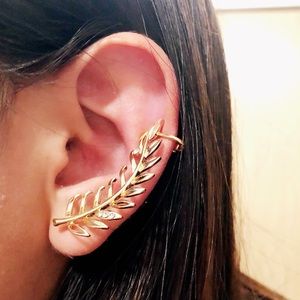 Leaf Shaped Ear Cuff